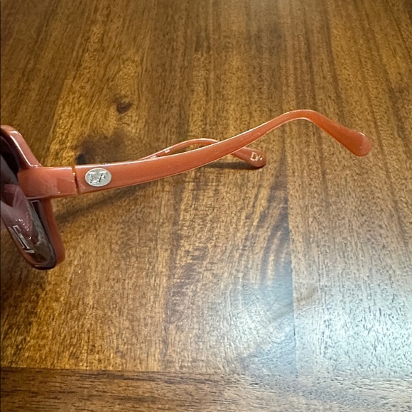 Diane Von Furstenberg Women's Sunglasses in Rich Brown - Picture 4 of 8